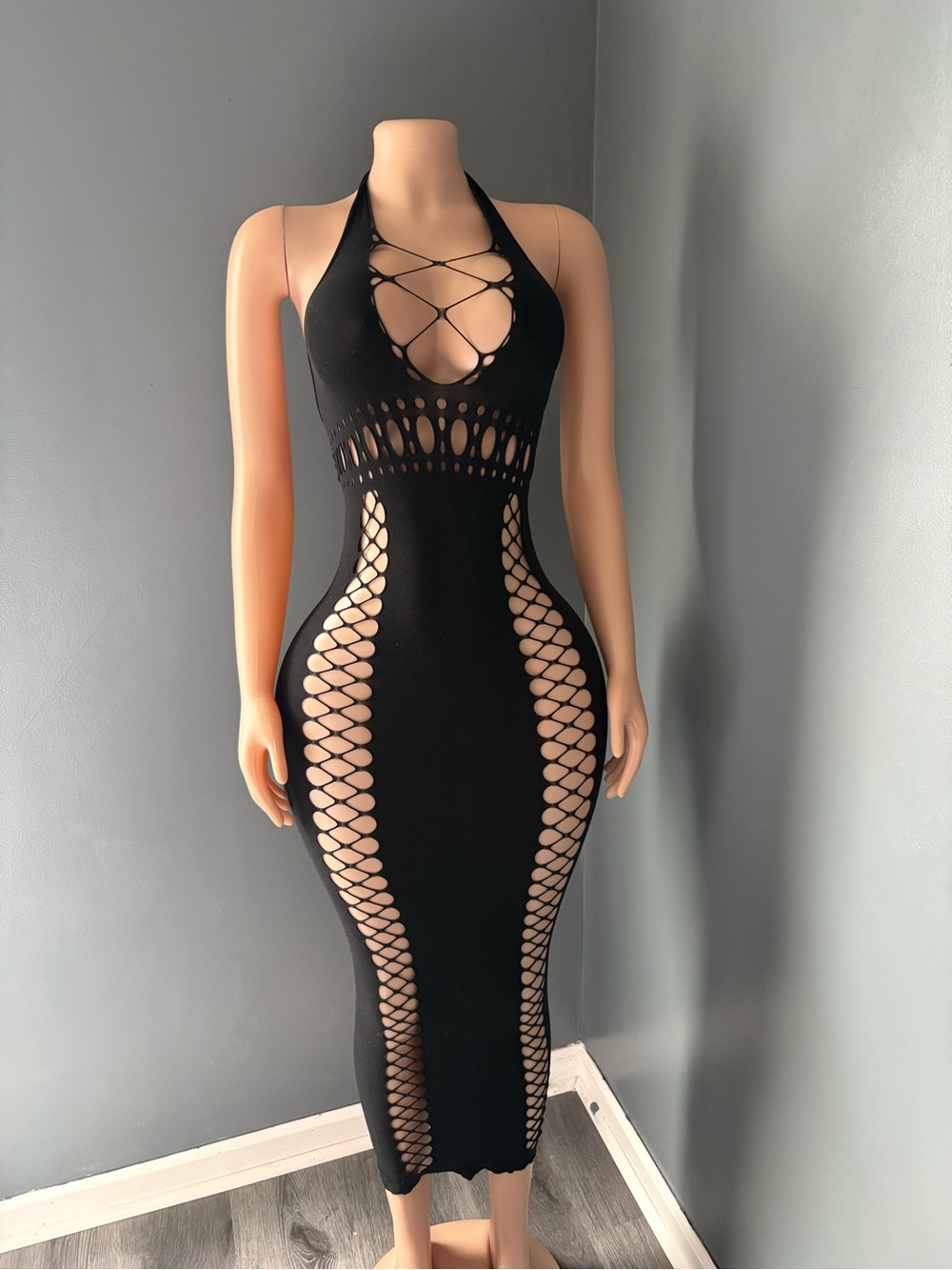 Black Halter Cutout Bodycon Dress